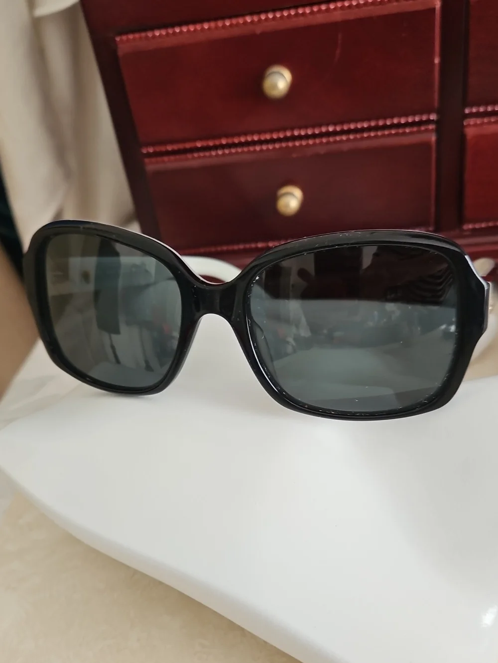 Kate Spade New York Annora Sunglasses.